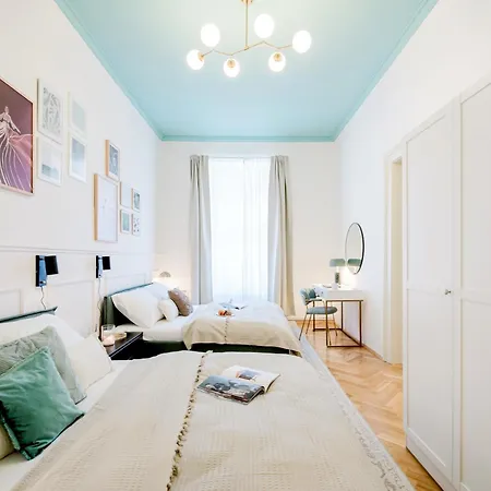 Apartmán Days - Two-bedroom With Work Space And Ac In Vinohrady Praha
