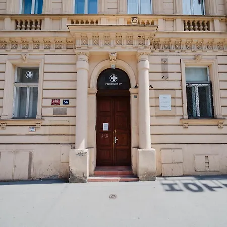 Apartmán Days - Two-bedroom With Work Space And Ac In Vinohrady *